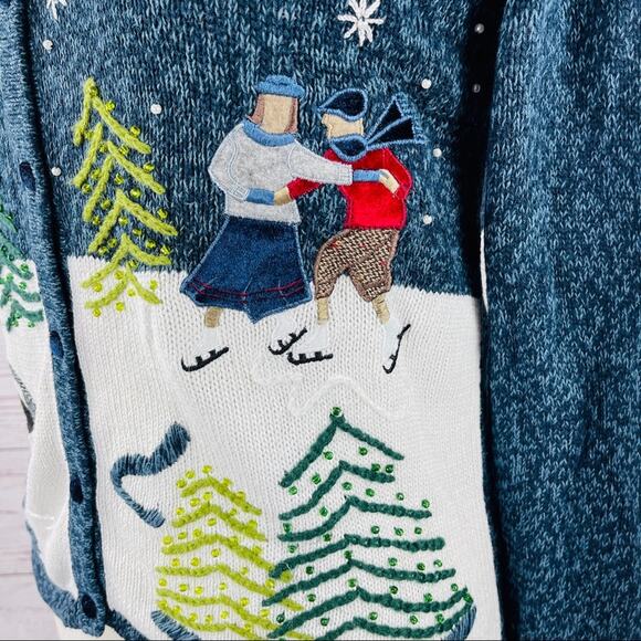 Reference Point winter scene cardigan snow ice skating skaters - Picture 4 of 13